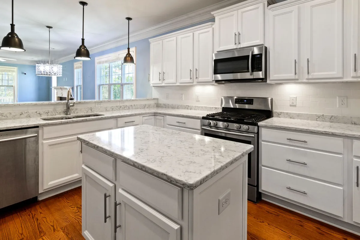 Filth & Squalor Cleanup in Brightwaters, NY